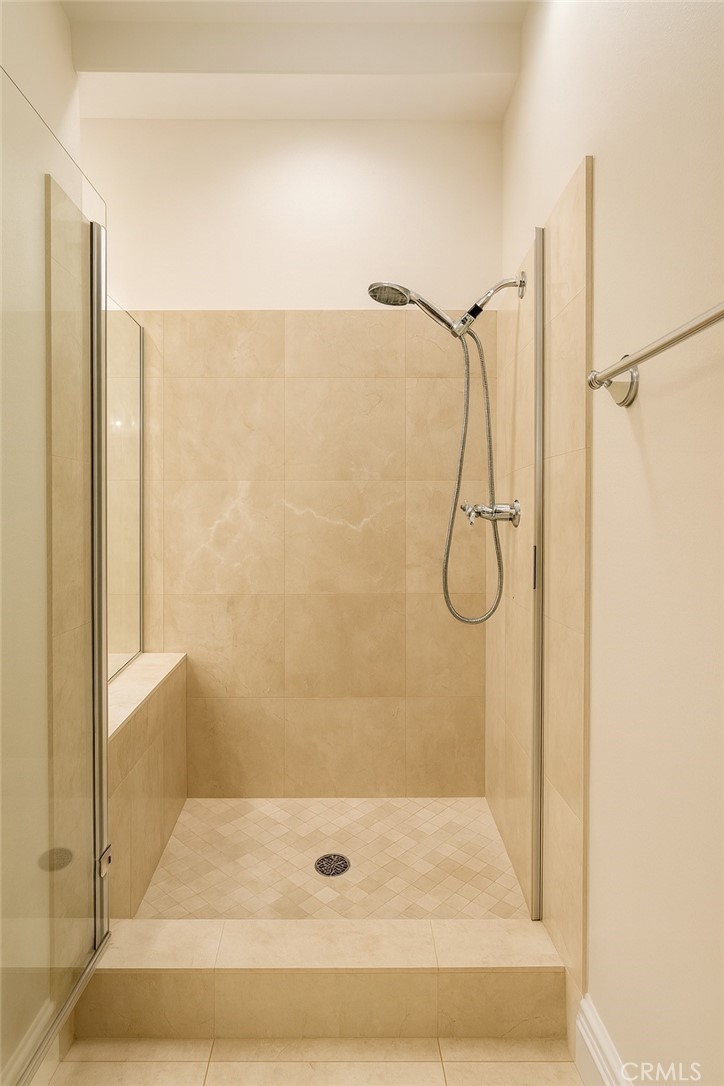 MLS #OC25262802 image #25