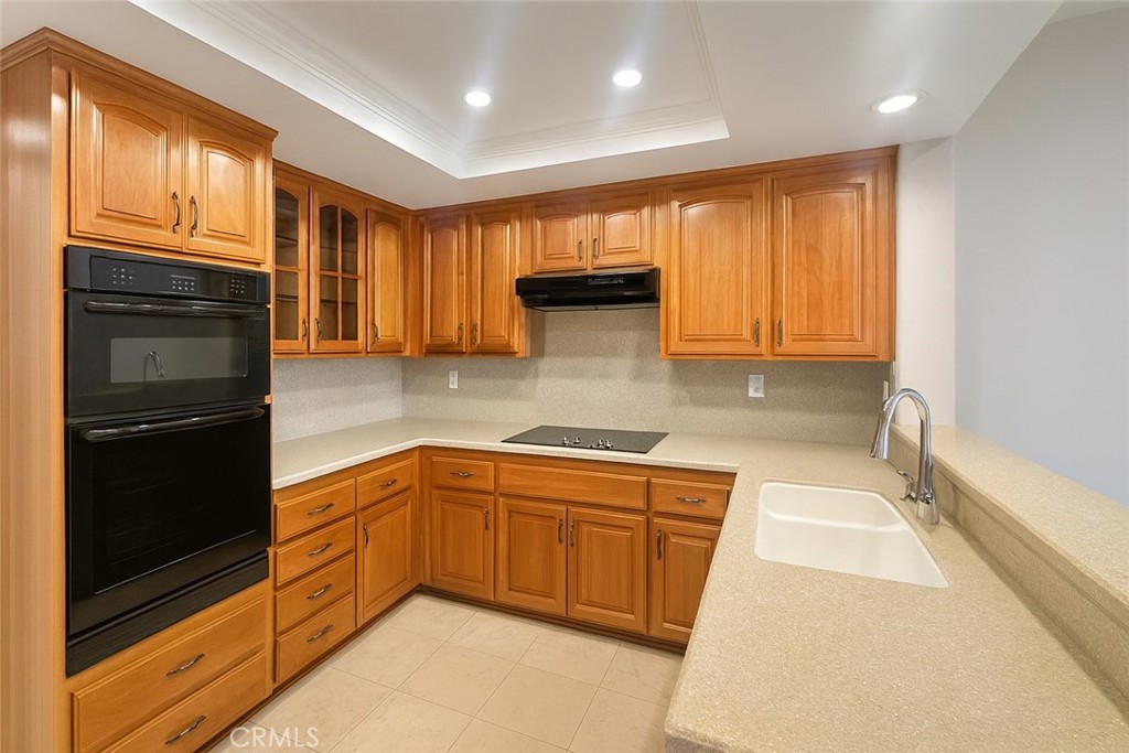 MLS #OC25262802 image #7