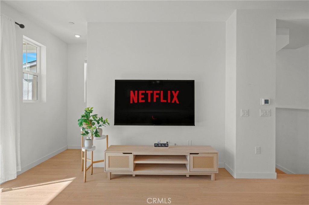 MLS #OC25262810 image #22