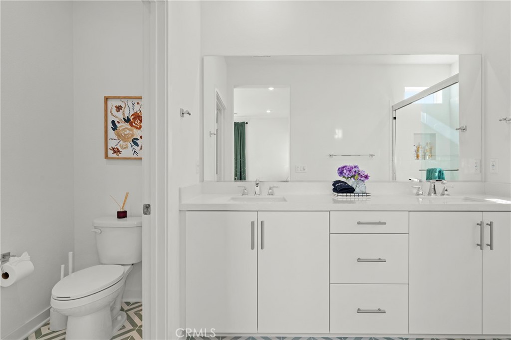 MLS #OC25262810 image #37