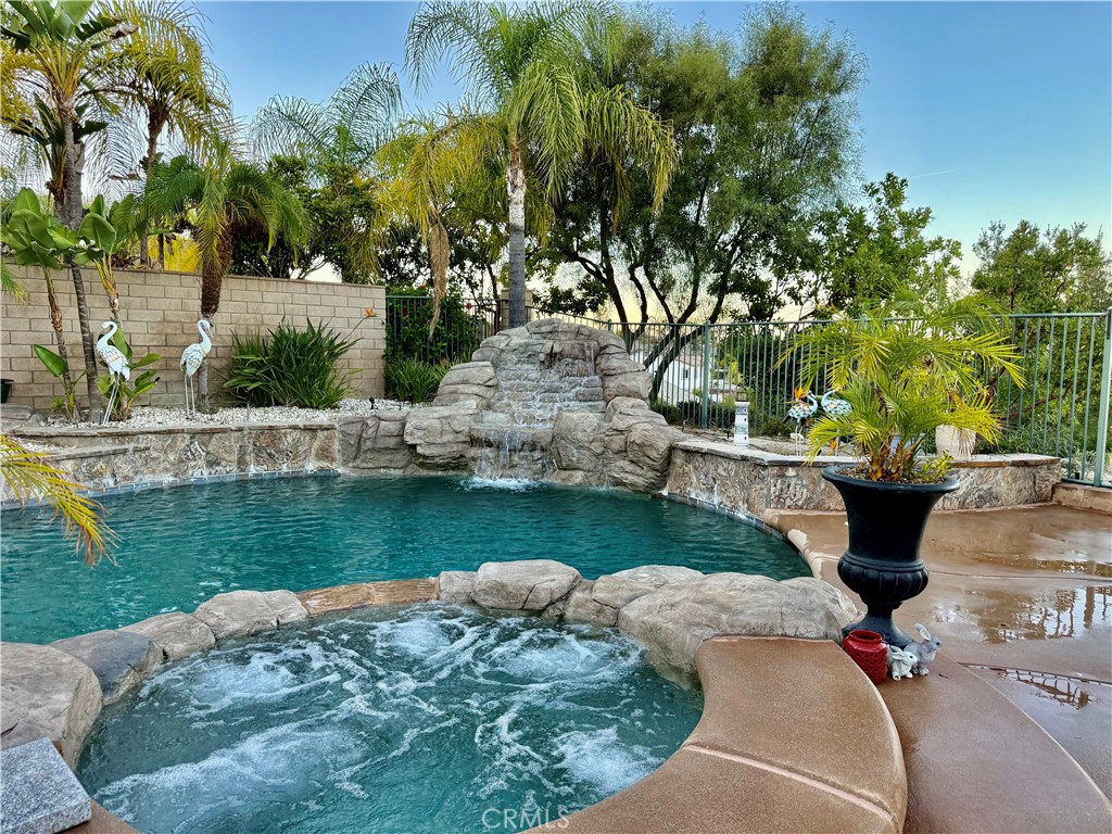 MLS #OC25262815 image #28