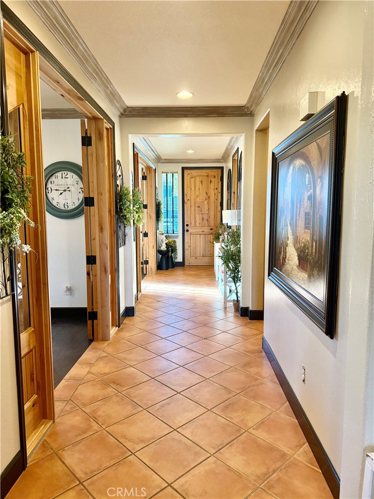 MLS #OC25262815 image #3