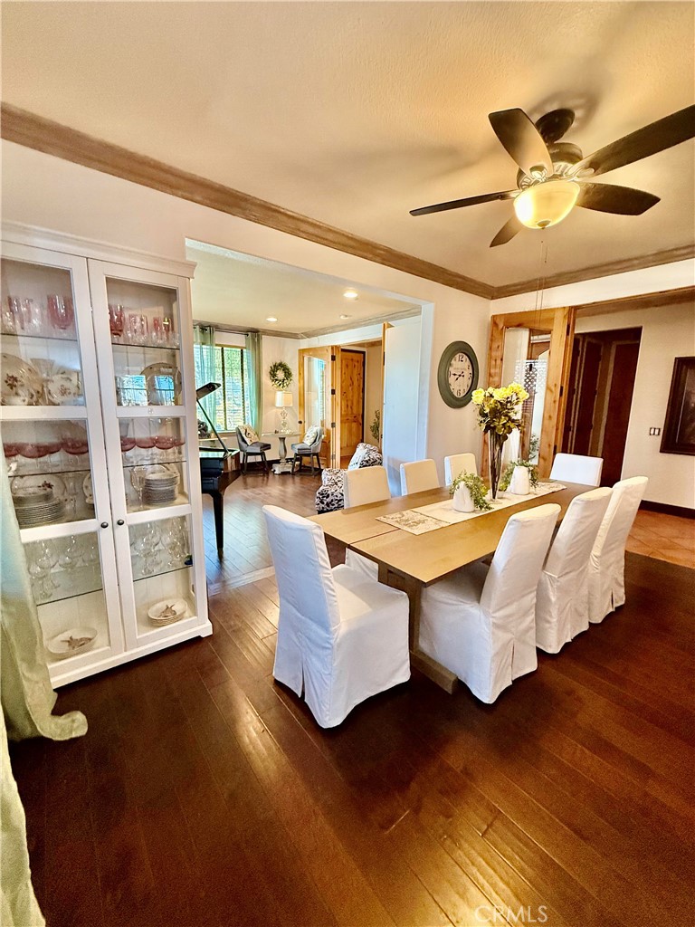 MLS #OC25262815 image #4