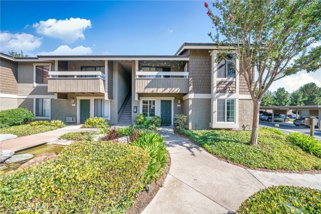 MLS #OC25262828 image #1