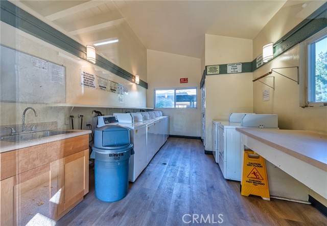 MLS #OC25262828 image #24