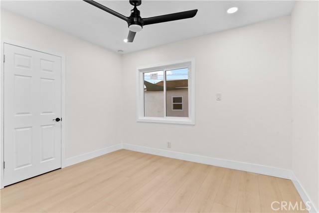 MLS #OC25262835 image #15