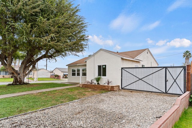 MLS #OC25262835 image #19