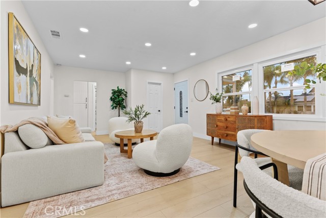 MLS #OC25262835 image #2