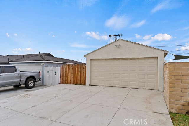 MLS #OC25262835 image #20