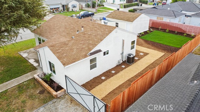 MLS #OC25262835 image #29