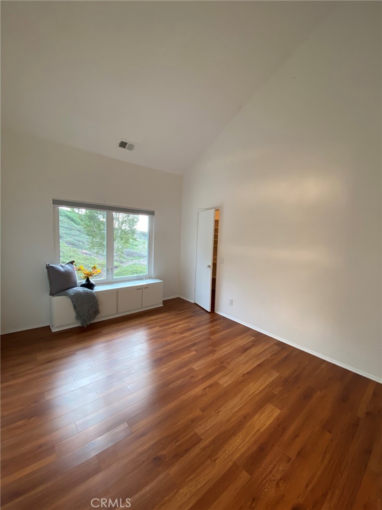 MLS #OC25262842 image #15