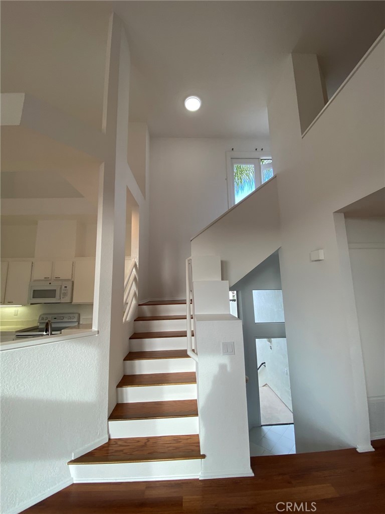 MLS #OC25262842 image #19