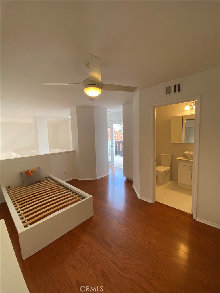 MLS #OC25262842 image #21