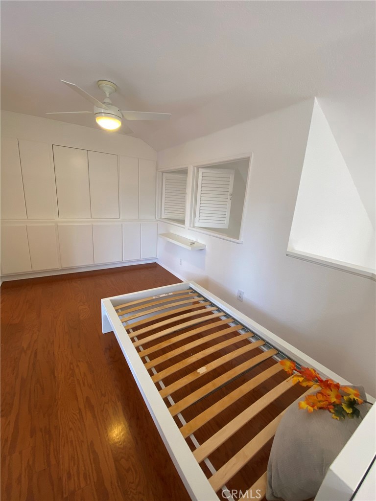 MLS #OC25262842 image #22