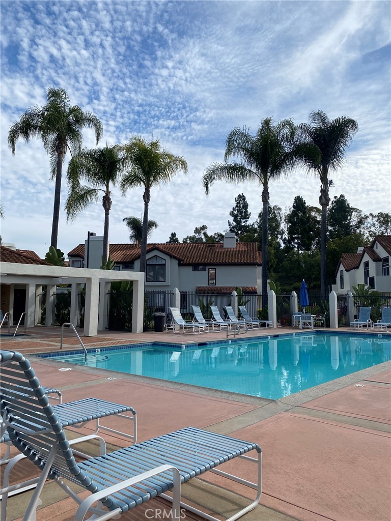 MLS #OC25262842 image #37