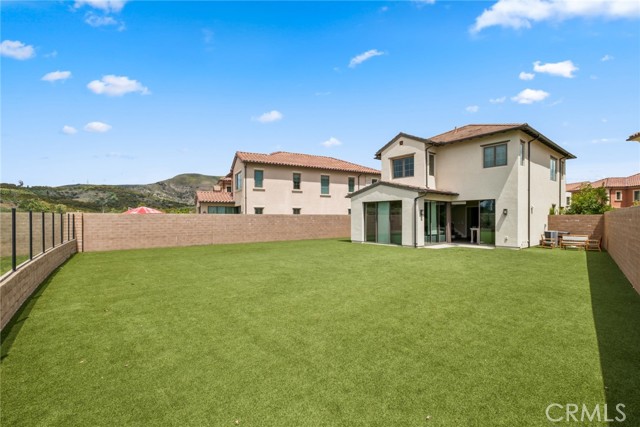 MLS #OC25262846 image #16