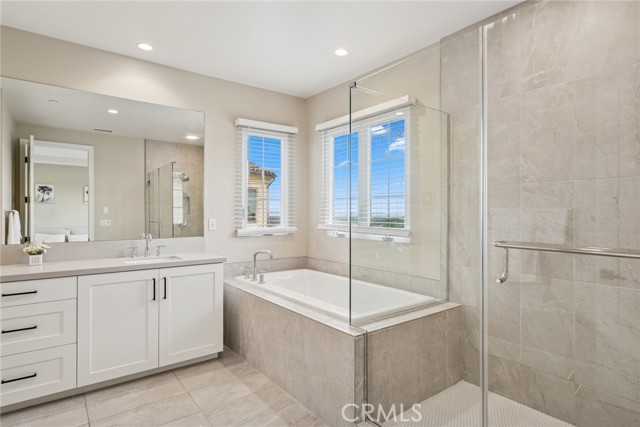 MLS #OC25262846 image #23