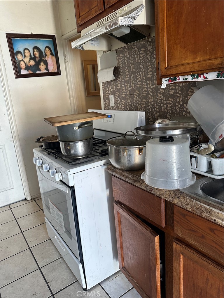 MLS #OC25262860 image #10