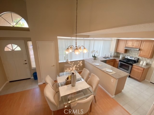 MLS #OC25262885 image #13