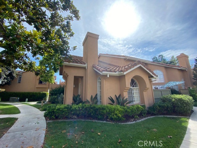 MLS #OC25262885 image #2