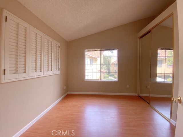 MLS #OC25262885 image #25