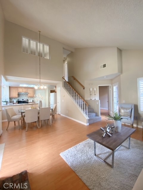 MLS #OC25262885 image #6