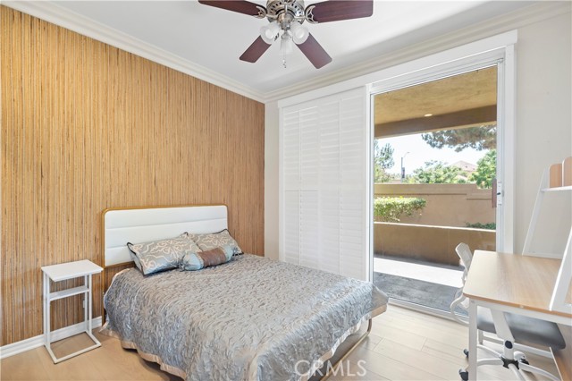 MLS #OC25262903 image #15