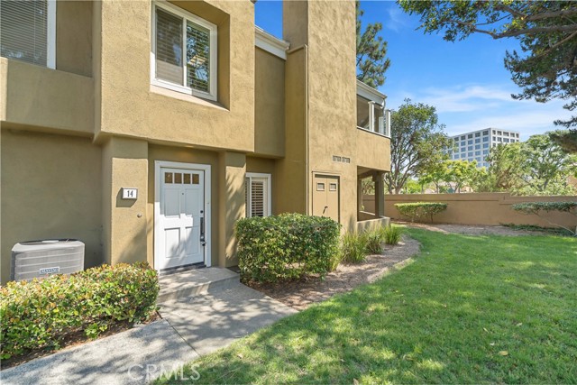 MLS #OC25262903 image #2