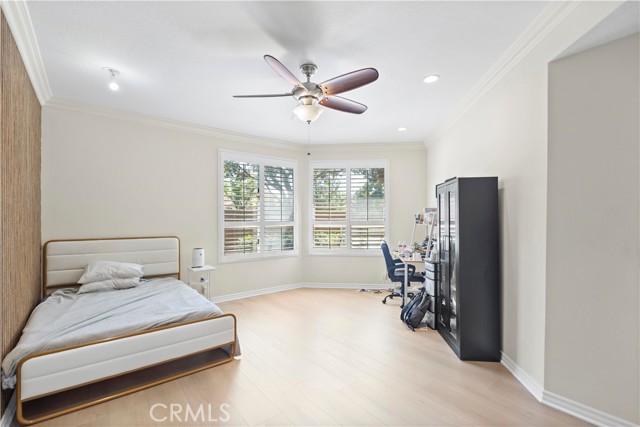 MLS #OC25262903 image #21