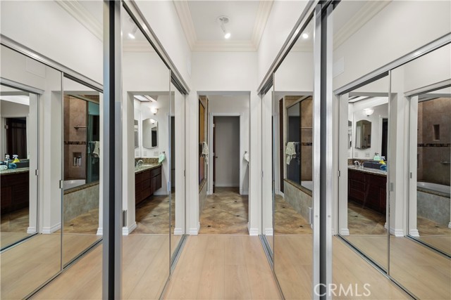 MLS #OC25262903 image #26