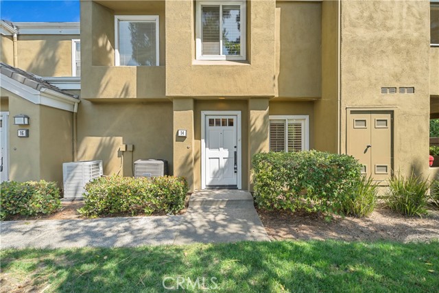 MLS #OC25262903 image #3