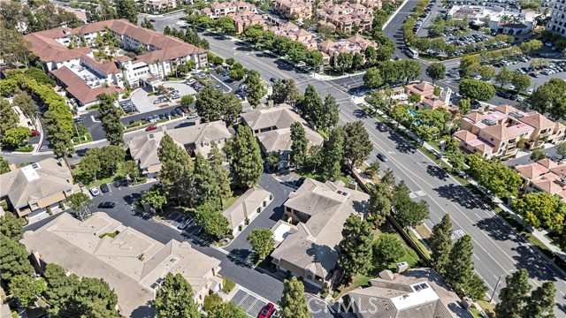 MLS #OC25262903 image #38