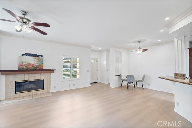 MLS #OC25262903 image #8