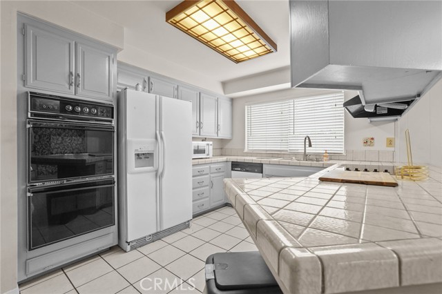 MLS #OC25262904 image #13