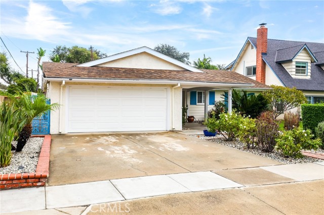 MLS #OC25262904 image #2