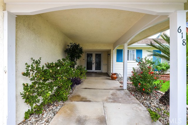 MLS #OC25262904 image #4