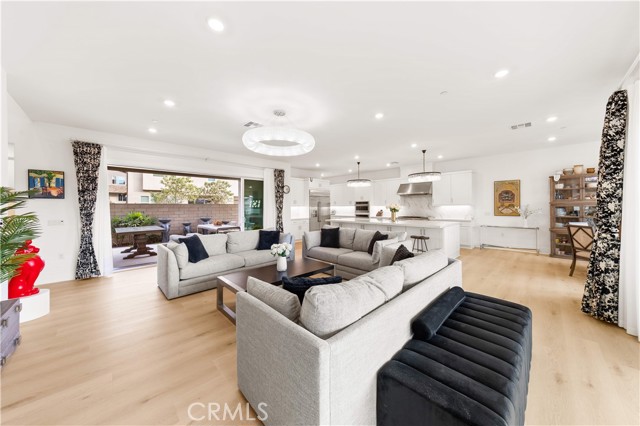 MLS #OC25262918 image #12