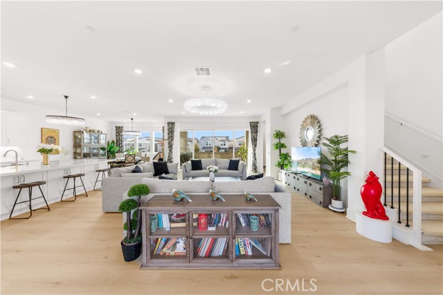 MLS #OC25262918 image #13