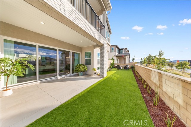 MLS #OC25262918 image #2