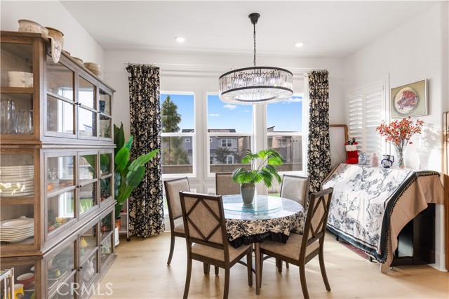 MLS #OC25262918 image #23