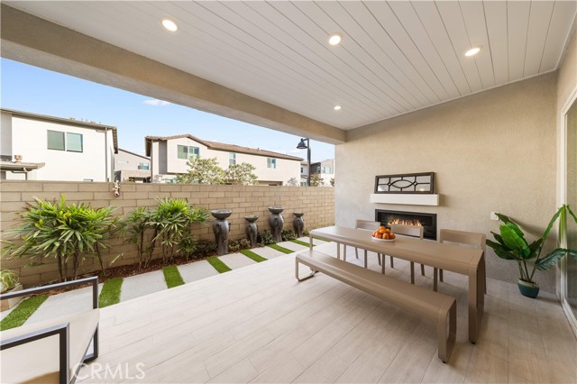 MLS #OC25262918 image #24