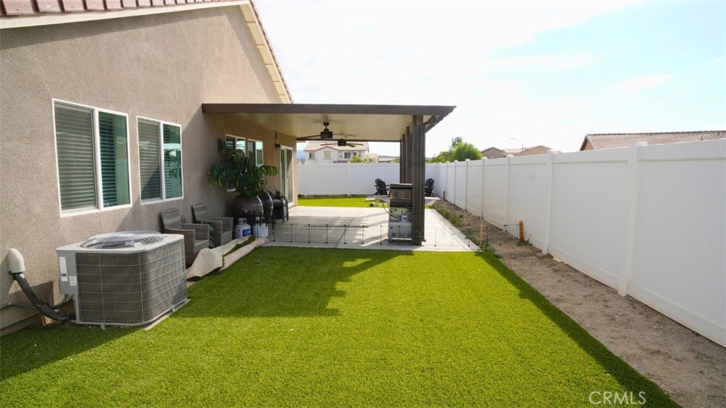 MLS #OC25262946 image #3