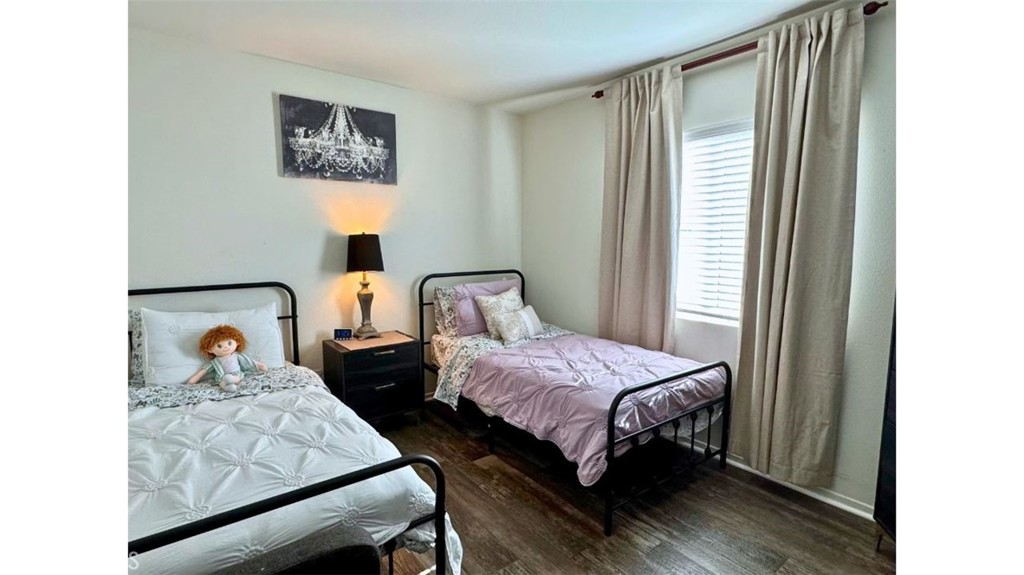 MLS #OC25262946 image #6