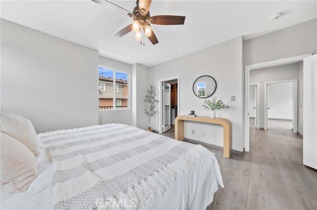 MLS #OC25262952 image #28