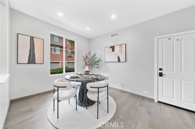 MLS #OC25262952 image #8