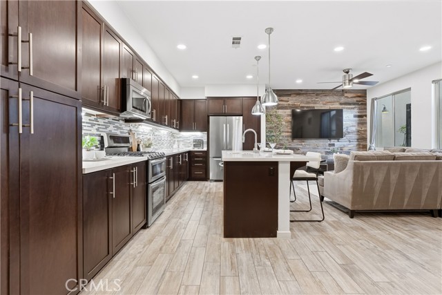 MLS #OC25262963 image #11