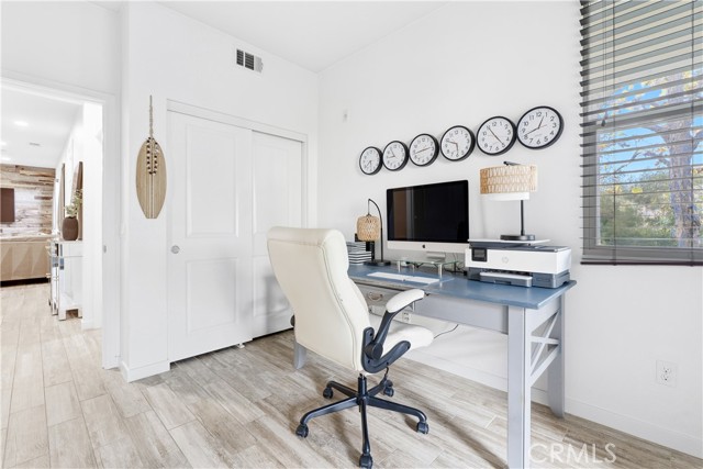 MLS #OC25262963 image #17