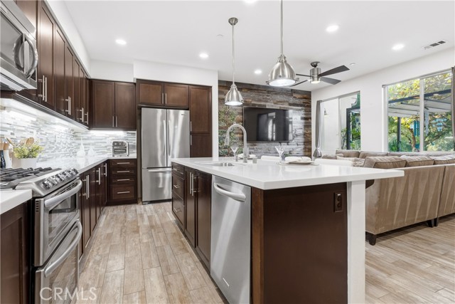 MLS #OC25262963 image #6