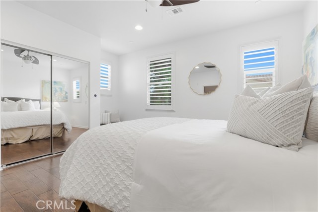 MLS #OC25262968 image #15