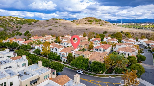 MLS #OC25262968 image #32